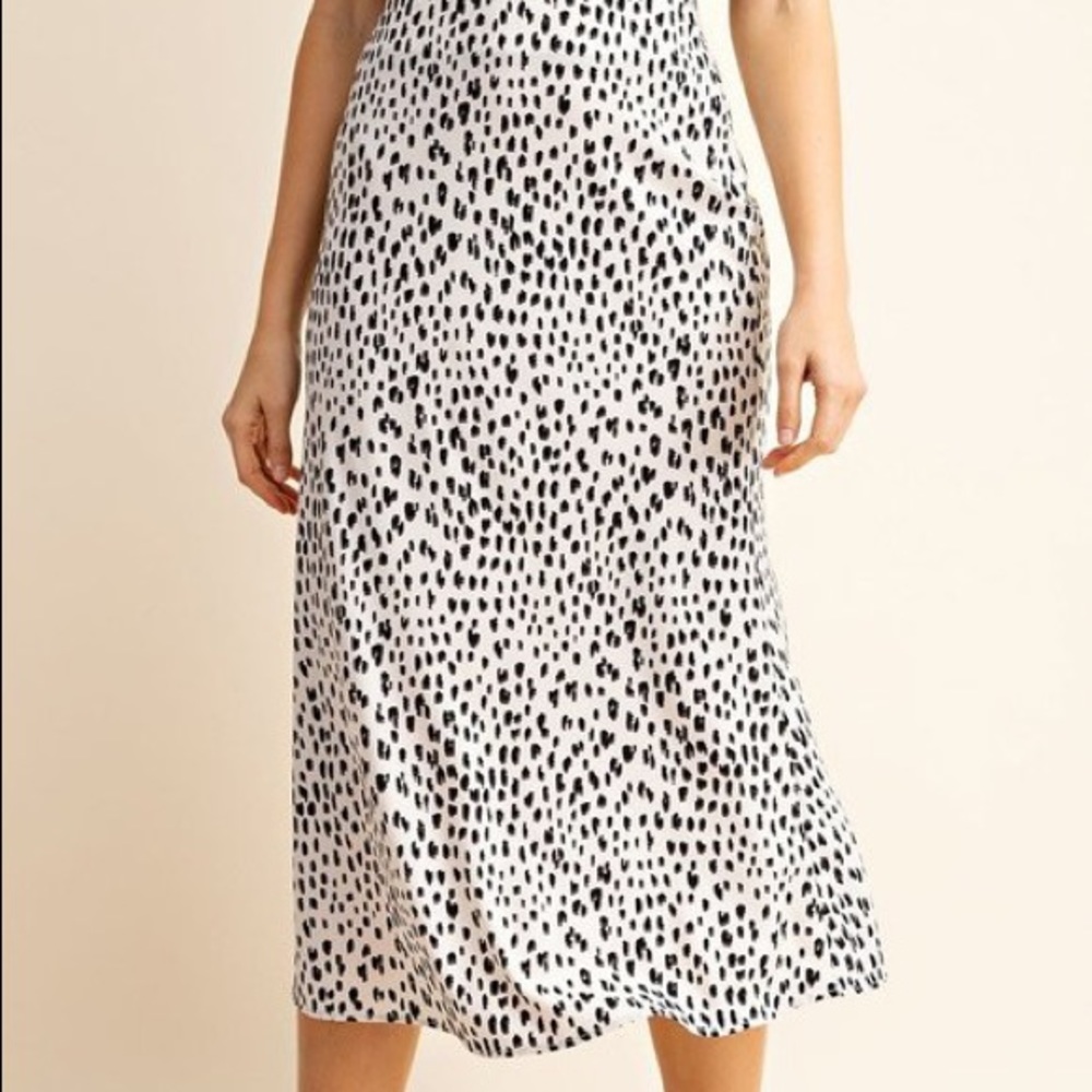 High Wasted Leopard Print Midi Skirt